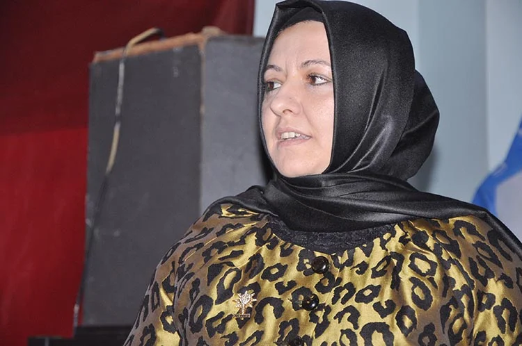 AK Parti Beykoz Kadın Kolları Başkanı Gaye Zayıf’ın sosyal medya