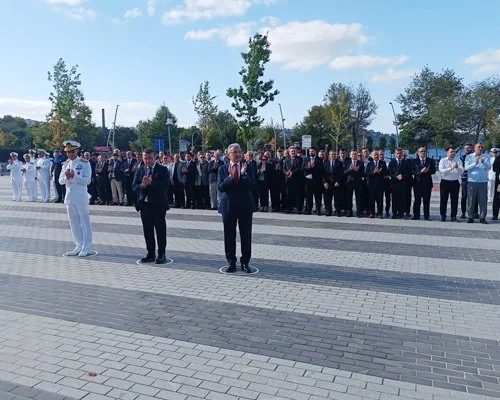 Beykoz'da 19 Eylül Gaziler Günü nedeniyle 15 Temmuz Şehitler Meydanı'nda