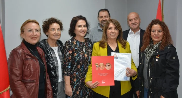 Beykoz STK camiasının tanınmış isimlerinden Gülay Demirel, Meclis Üyesi olduğu