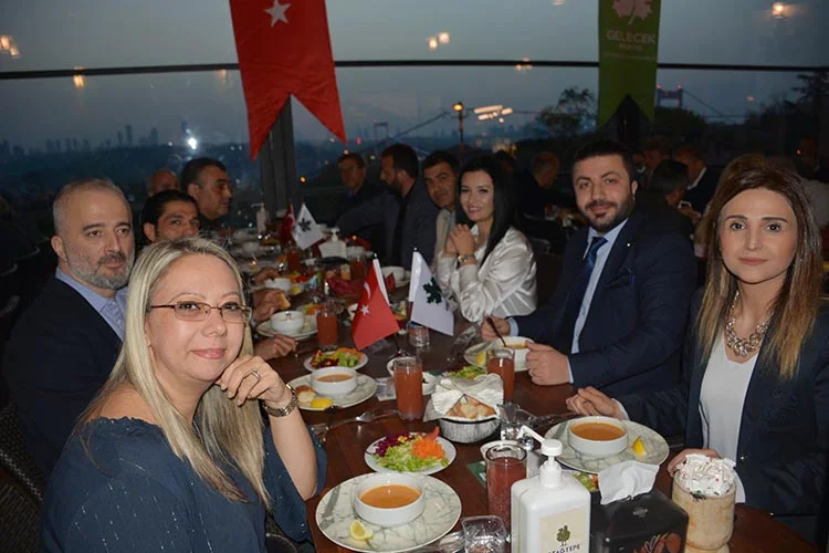 Gelecek Partisi Beykoz’dan ilk kez mesaj verdi 5 gelecek beyk BLoKr3I0J0