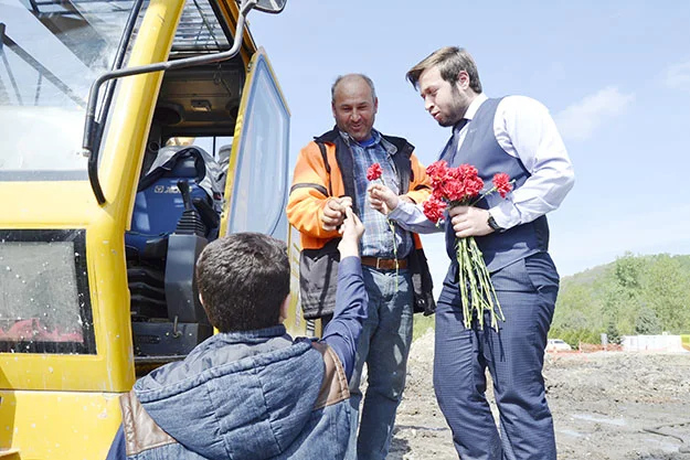 Beykoz Gençlik Meclisi 1 Mayıs’ı 3. Köprü inşaatında kutladı 3 gen me wXF pDKz9N