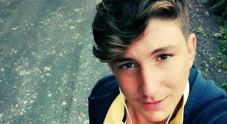 Beykoz Çavuşbaşı Mehmet Akif Ersoy Caddesi'nde meydana gelen motosiklet kazasında