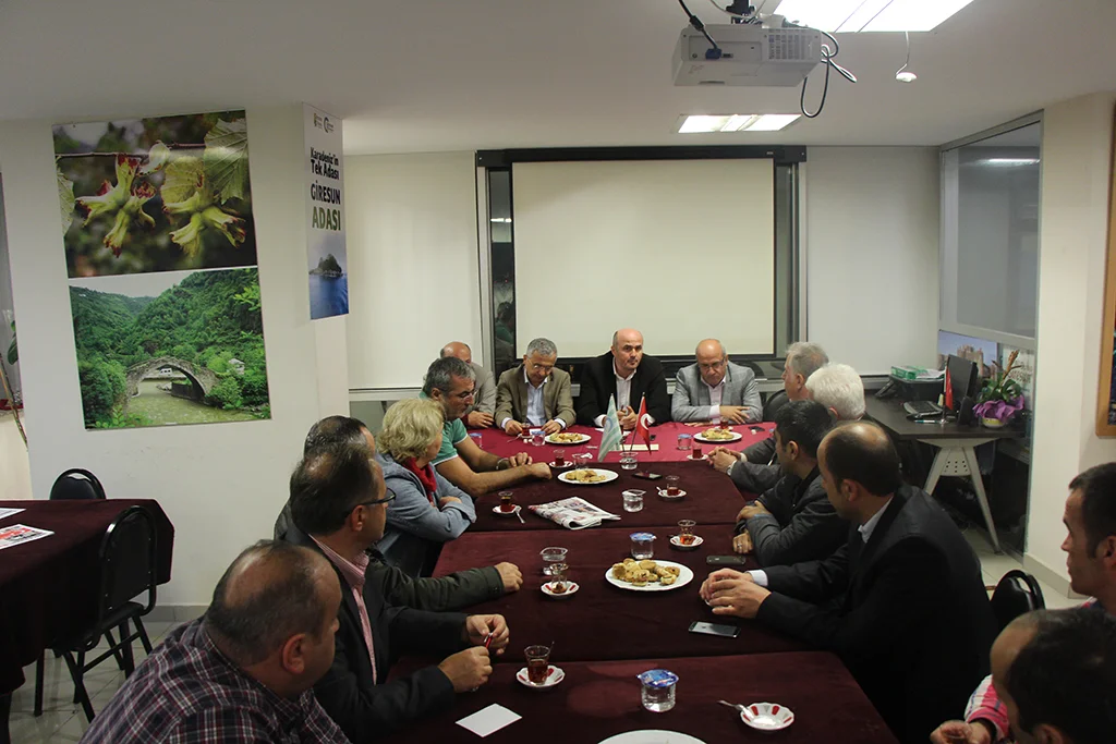 Beykozlu Giresunlular Derneği, Bayram öncesi almış olduğu Beykoz da yaşayan