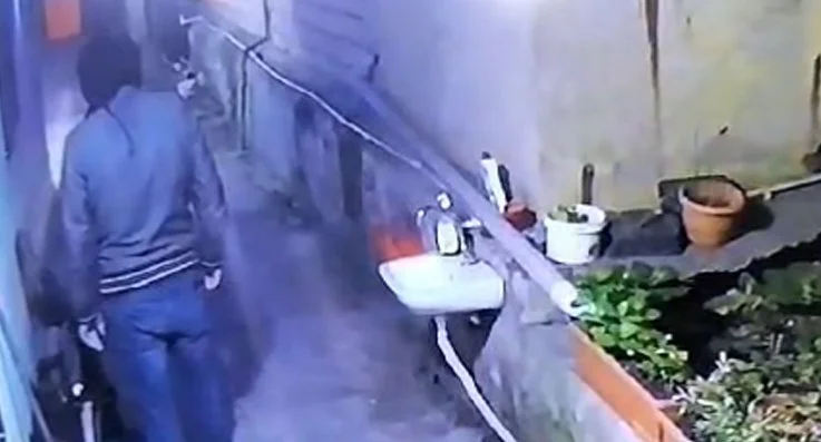 Beykoz Kavacık'taki bir evden çalınan tekerlekli sandalye hırsızlığı evin güvenlik