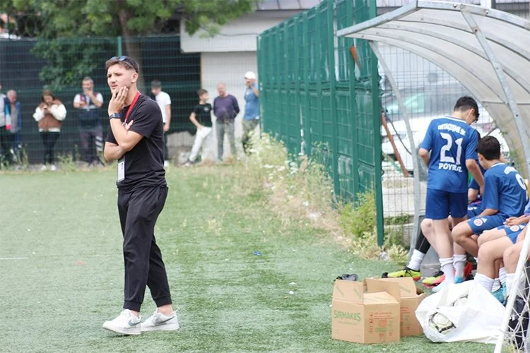 İstanbul Amatör Ligleri U13 Yaş Kategorisi 67.Grubunda mücadele eden Ortaçeşmespor