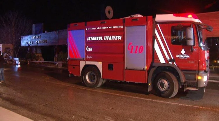 Beykoz Görele Mahallesinde restoran yandı 2 gorel yangin 2 dR dP5Mr5C