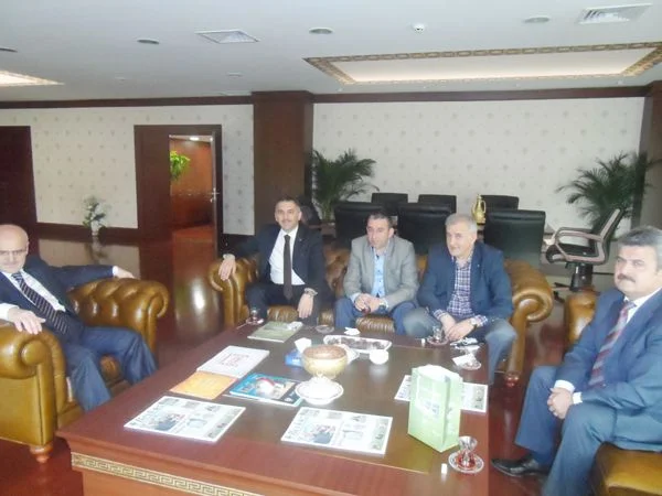 Beykoz Belediye Başkanı Yücel Çelikbilek, kendisini ziyaret eden Görele Belediye
