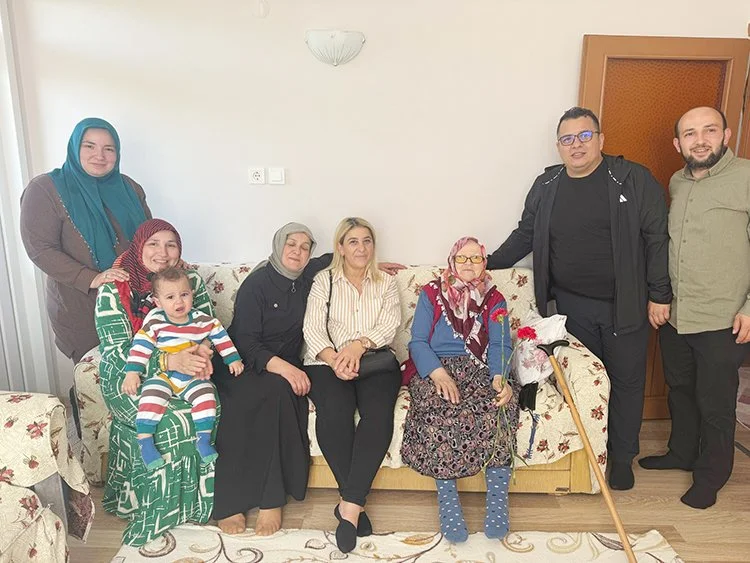 Beykoz Görentaş Derneğinden annelere özel kahvaltı 4 gorent ABz1WSH1Ub