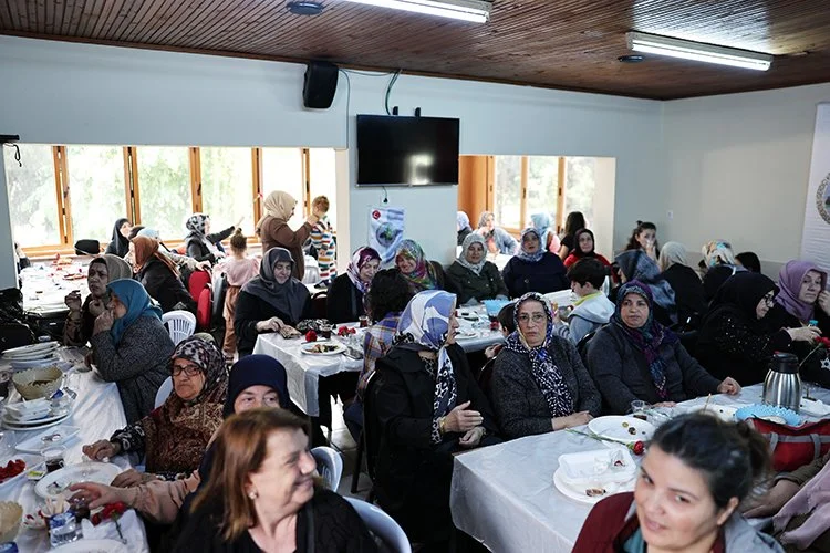 Beykoz Görentaş Derneğinden annelere özel kahvaltı 1 gorent IrkcaftSLs