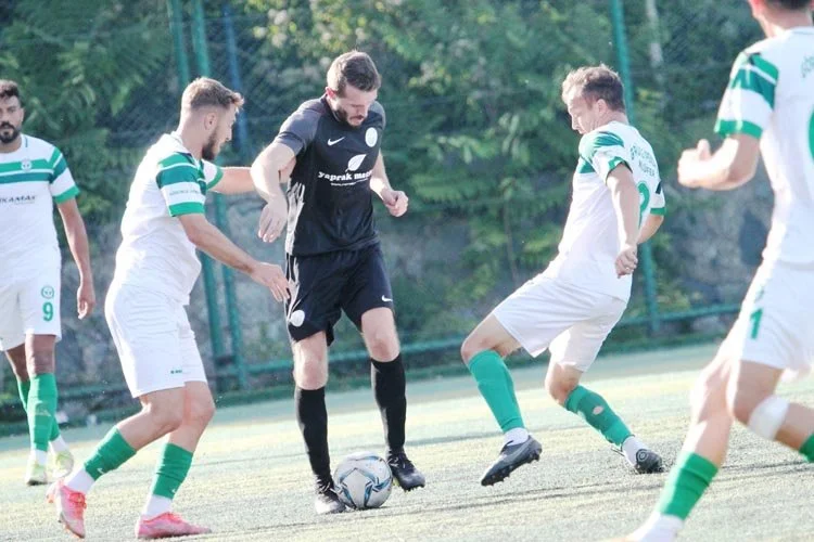 TFF BAL’ın İstanbul ve Bursa temsilcilerinin müsabakasının adresi Kavacıkspor 15