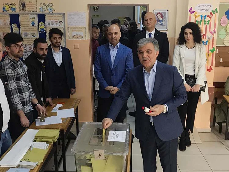 Uzun süredir Beykoz’da ikamet eden 11. Cumhurbaşkanı Abdullah Gül, 31