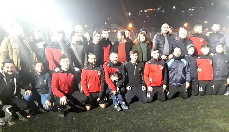 CHP Aday Adayı Gülay Demirel sahalardan çıkmıyor 3 gulay 3 OqNf22m0hW