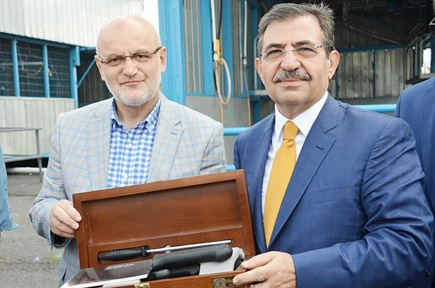 gulluce beyk qsXRrq1cqM