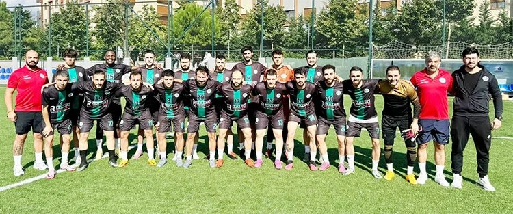 İstanbul 1. Amatör Ligi Beykoz temsilcilerinden Gümüşsuyuspor yeni sezon öncesi