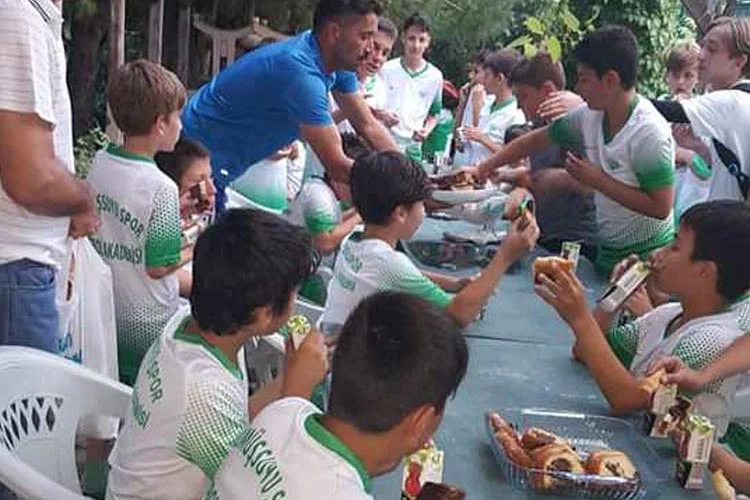 Beykoz İlçesi Amatör Spor Kulüplerinden olan Gümüşsuyuspor tabiri caizse tam