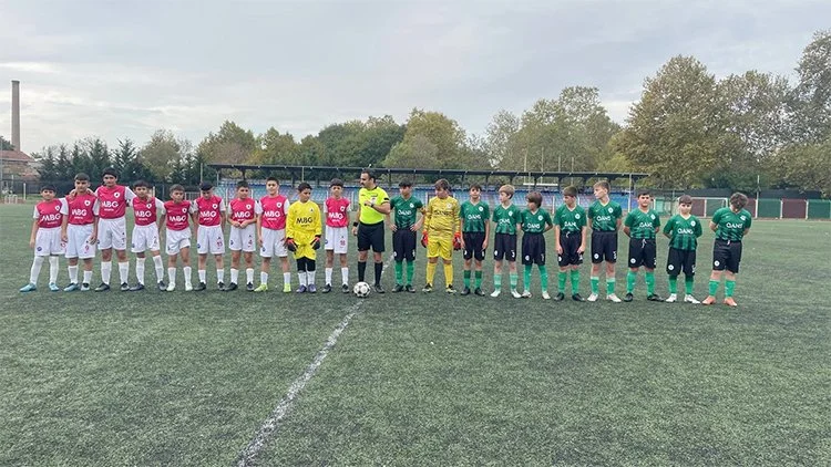 Gümüşsuyu U14’ten eksik gelen rakibe jest 1 gumus haber2 uQoslNg 6A