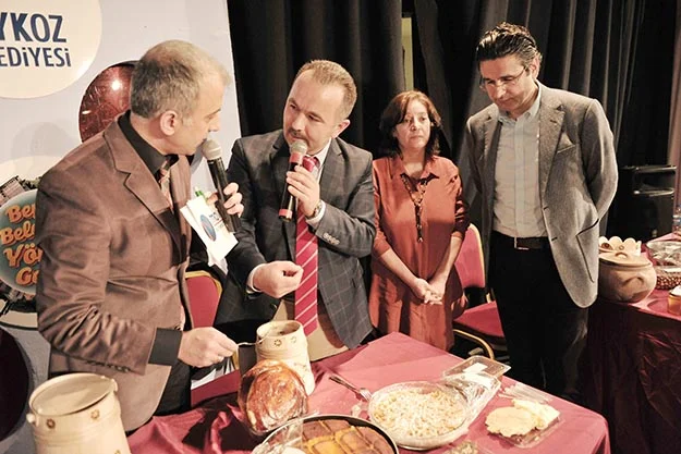 Beykoz Belediyesi'nin düzenlediği "Yöresel Geceler" programına bu hafta Beykozlu Gümüşhaneliler