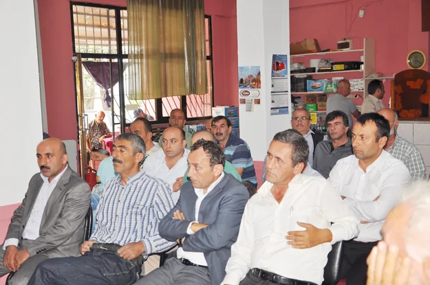 Beykoz Gümüşhaneliler Derneğinde yapılan olağan genel kurul toplantısında Şinasi Ata