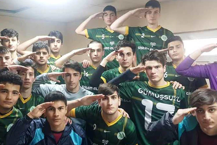 İstanbul Amatör Liglerinde hafta sonu oynanan karşılaşmalar öncesinde İdlib şehitleri