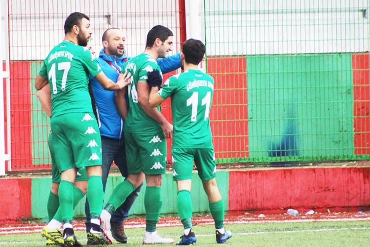 İstanbul SAL’de 2018 yılının son hafta karşılaşmalarında en sürpriz skora