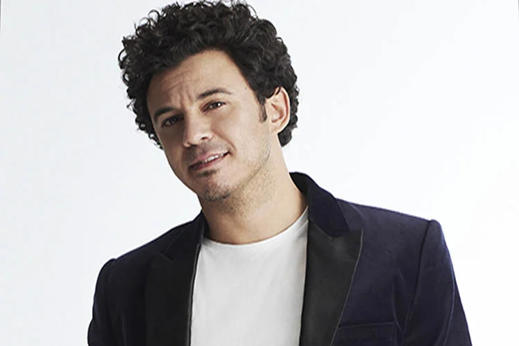 Son altı ayda aldığı 21 ödülle müzik dünyasında adından çokça