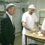 Yaklaşan Ramazan ayı dolayısıyla fırınlarda yapılan hazırlıklar Belediye Başkanı Muharrem