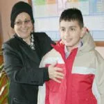 Sevgi Çemberi Derneği dar gelirli ailelere sağlamış olduğu kışlık giyecek