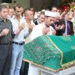 Beykoz Amatör Spor Kulüpler Derneği Başkanı Asım Özdemir’in annesi, CHP