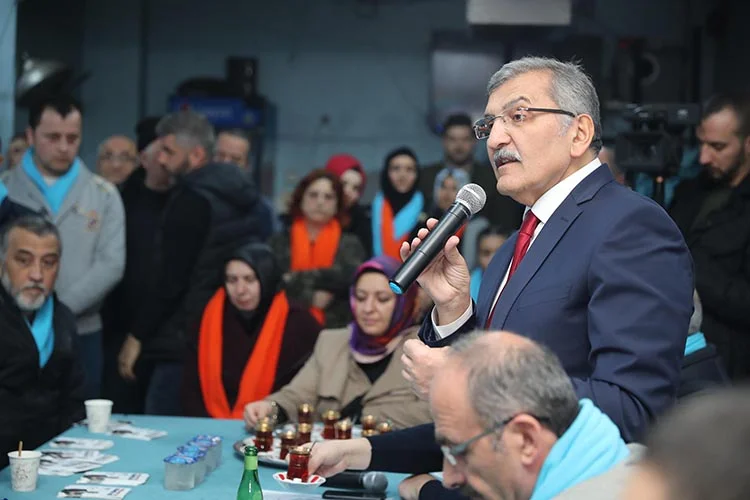 AK Parti Beykoz Belediye Başkan Adayı Murat Aydın, Yenimahalle’de vatandaşlarla