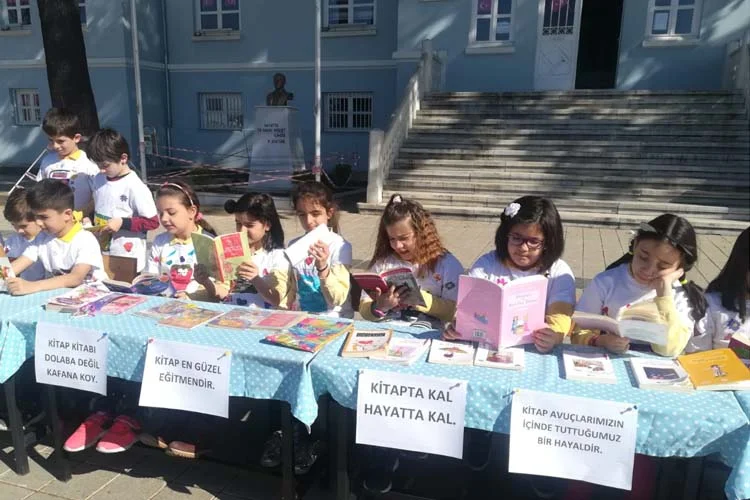 Beykoz’da kütüphaneler haftası mutluluk saçıyor 2 hafta 6 X3X ZI8zkT