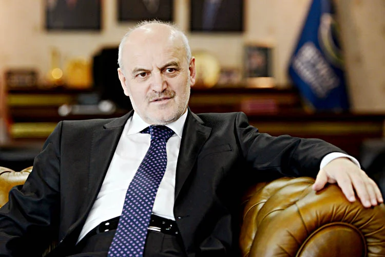 Beykoz Belediye Başkanı Yücel Çelikbilek, her hafta bir mahallede 'halk