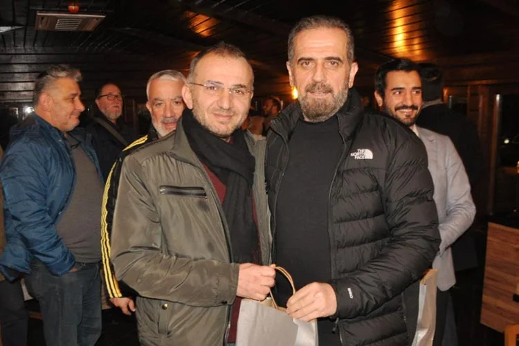 İktidar Partisinin Beykoz İlçe Başkanı Muhammed Hanefi Dilmaç bir araya