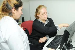 Beykozlu ev hanımlarına, internet teknolojisi ve temel bilgisayar eğitimi vermek