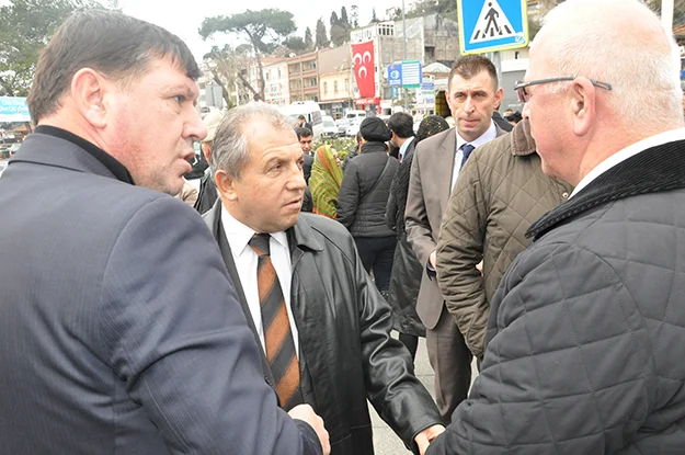 10 yıl önce eşinden boşanmıştı… 2 Çocuk annesi, su satarak