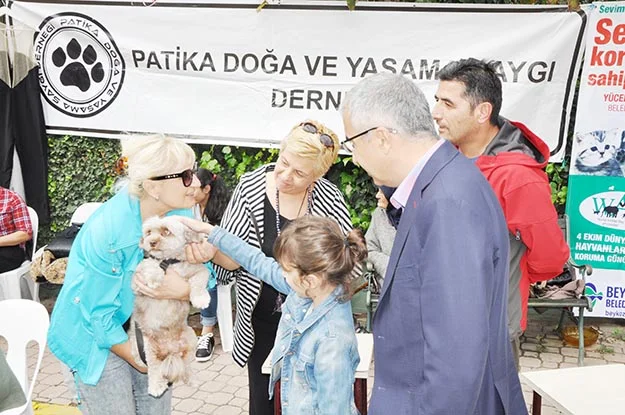 Patika Doğa ve Yaşama Saygı Derneği, Beykoz Göksu Evleri girişinde