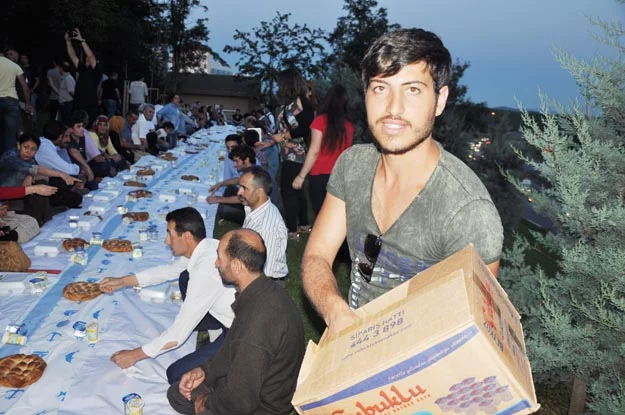 Beykozlu HDP'liler iftar yemeğinde buluştu