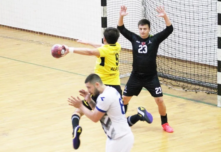 hentbol beykoz 1 ObMmvuwHld