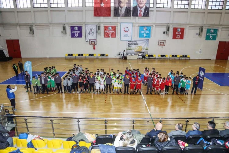 Beykoz'da uzun soluklu hentbol maratonu 1