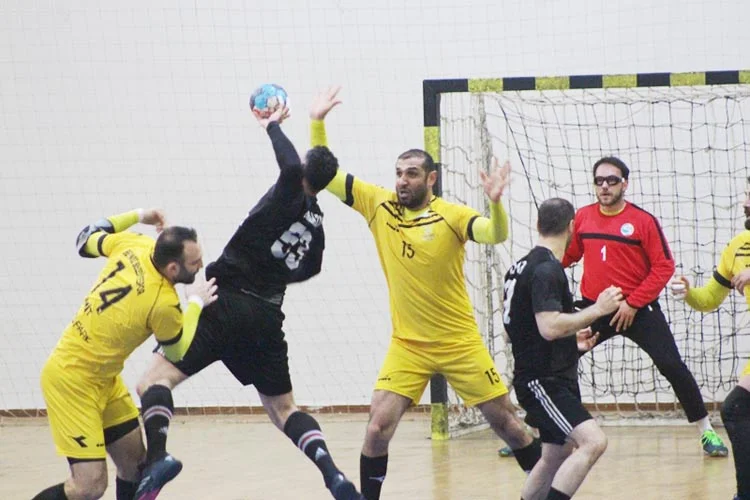 hentbol mac 5 3DNoLzVhVN