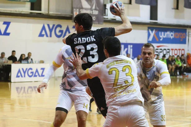 hentboldamuradinaerdibeyko 8Z1UCXtHsO