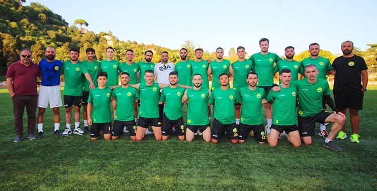 Anadoluhisarı İdmanyurdu sahaya indi 1 his ITsB52VLW7