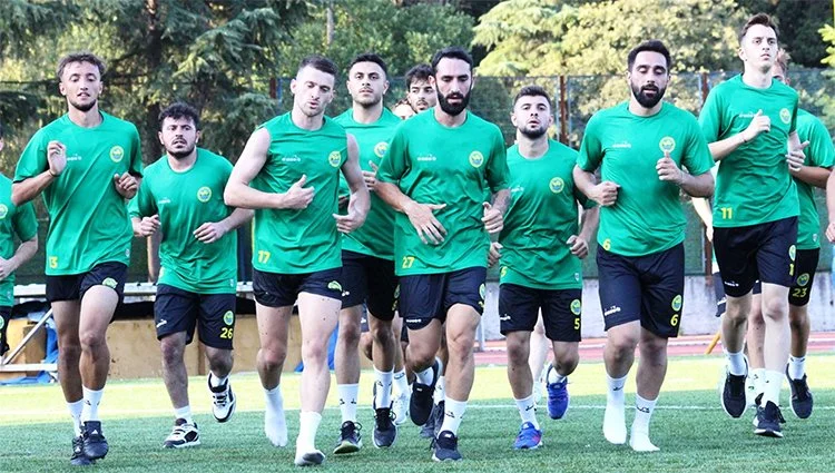 Beykoz’un asırlık çınarı ilk maçından umutlu 1 hisar 2 AK4374O1L