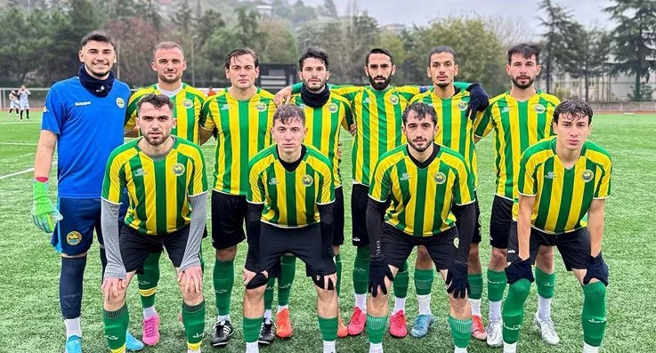 İstanbul Süper Amatör Lig 3.Grubunda şampiyonluk hesapları yapan Anadoluhisarı İdmanyurduspor