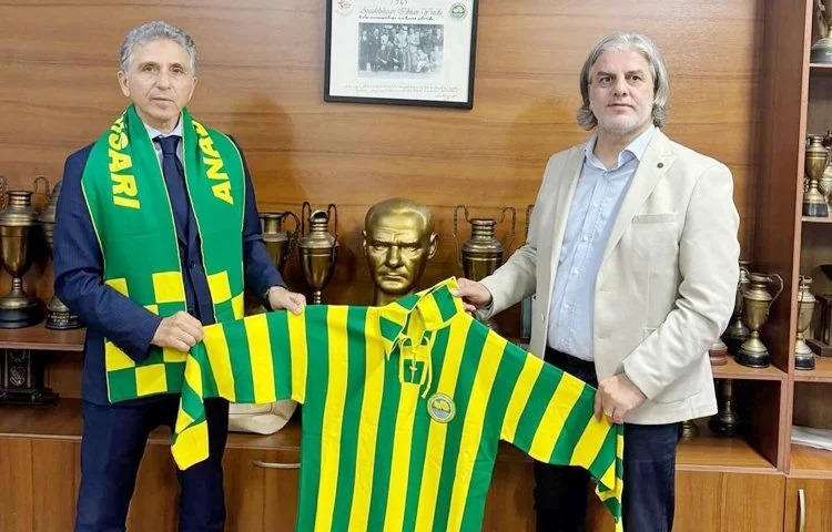 TFF Yönetim Kurulu Üyesi TASKK ve İ.A.S.K.F Genel Başkanı Ali