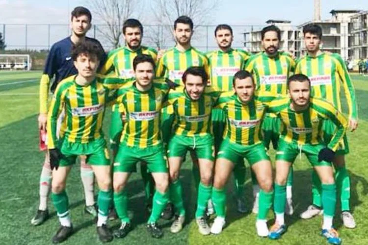 Andoluhisarı İdman Yurdu, Çekmeköy temsilcilerinden Çarşıspor'u, Beykoz'da 2-1 mağlup etti.