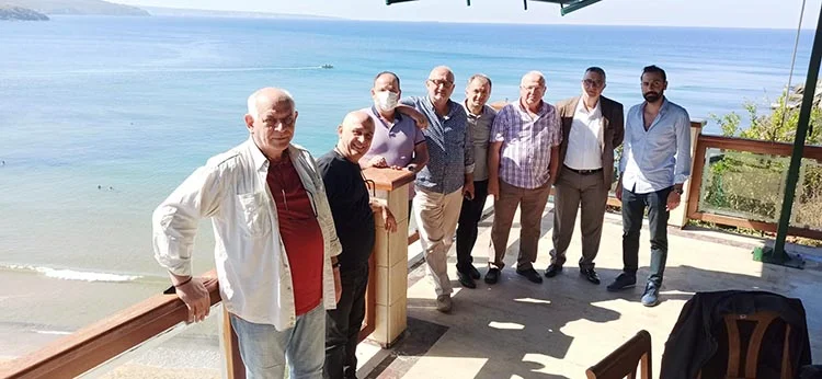 Dr. Mahmut Akyıldız’ın Beykoz’da ki konağında bir Pazar günü 4 hoca 2 uu6v1zy0Gy