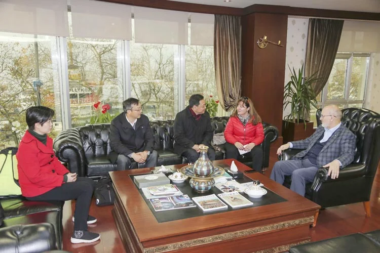 hukuk ziyar U9blCYEkZ8