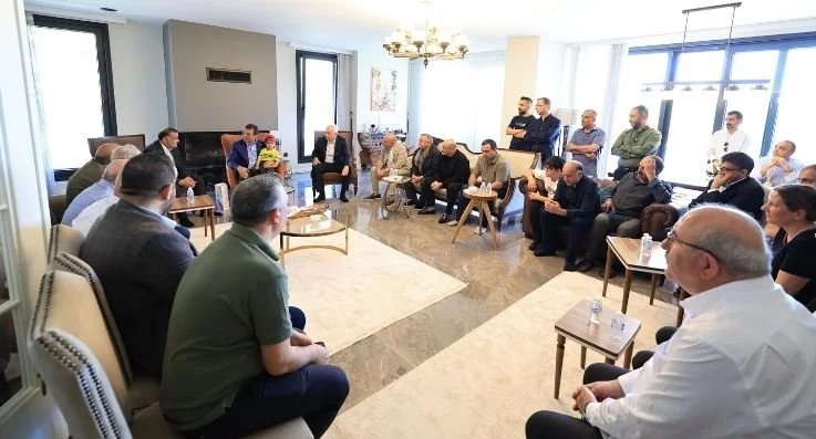 Ekrem İmamoğlu Beykoz İlçe Başkanını evinde ziyaret etti 1 i 9r7hKsI0dQ