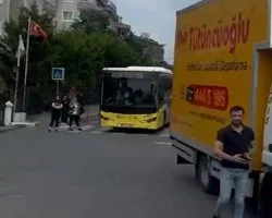 Su arızası nedeniyle Beykoz Çubuklu Evleri'nin önünde hatalı yol kesme