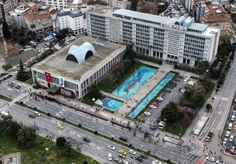 İstanbul Cumhuriyet Başsavcılığı’nca yürütülen soruşturma kapsamında sabah saatlerinde gözaltı yapıldı.